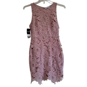 Lush Women Pink Lace Sleeveless Dress Size Medium. NWT